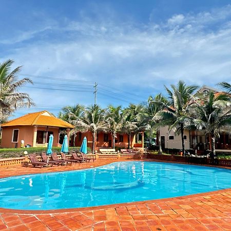 Blue Sailing Resort - Canh Buom Xanh Xom Tram Екстериор снимка