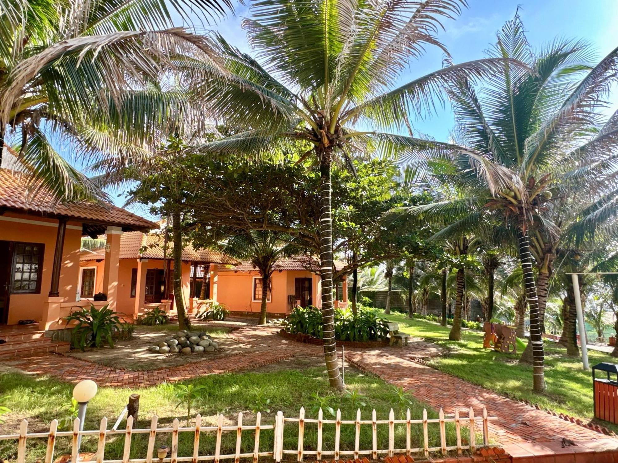 Blue Sailing Resort - Canh Buom Xanh Xom Tram Екстериор снимка