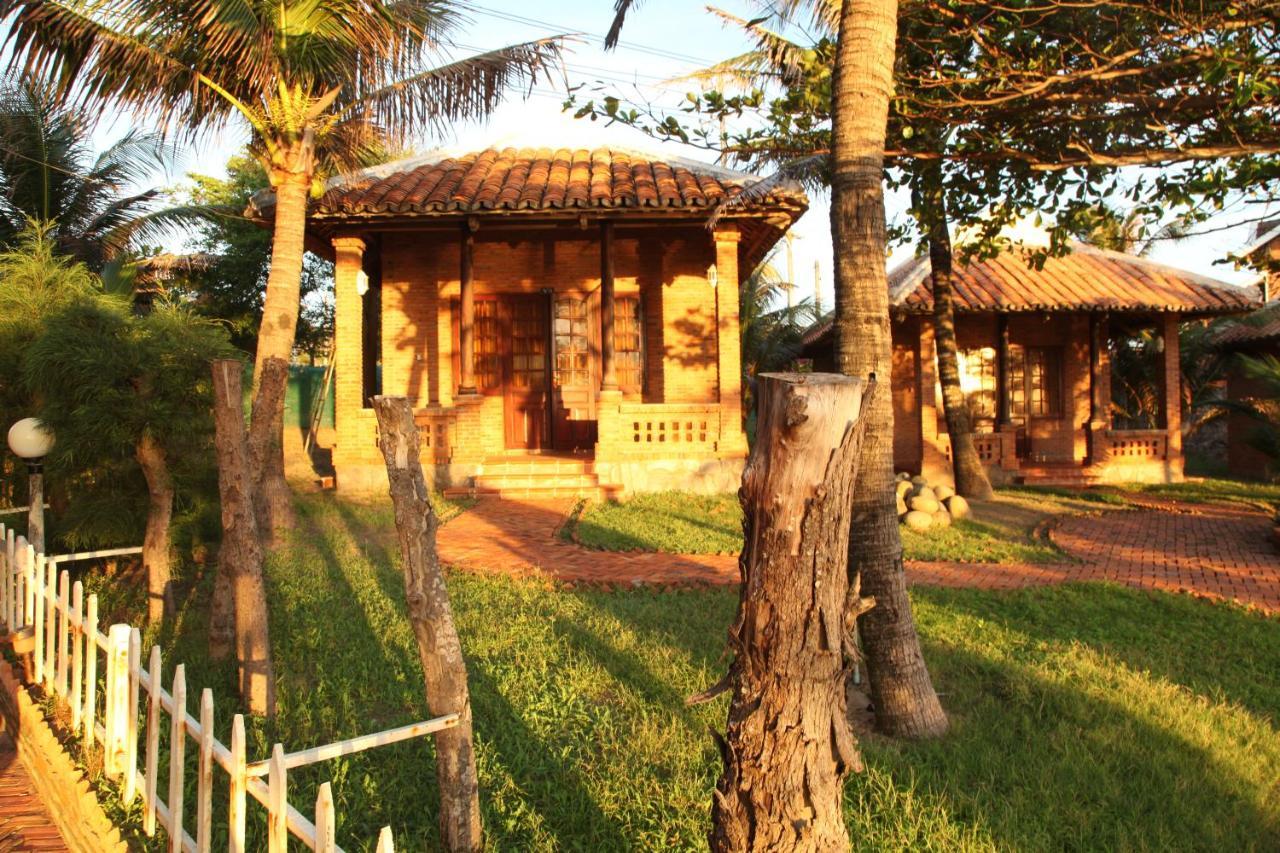 Blue Sailing Resort - Canh Buom Xanh Xom Tram Екстериор снимка